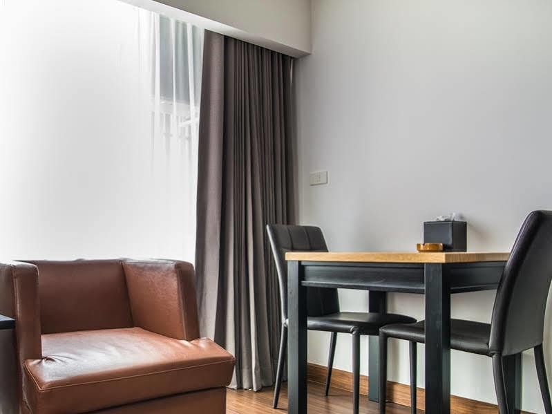 Winner Sriracha Serviced Apartment Si Racha Exterior foto