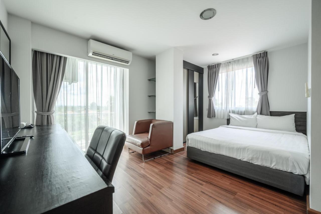 Winner Sriracha Serviced Apartment Si Racha Exterior foto