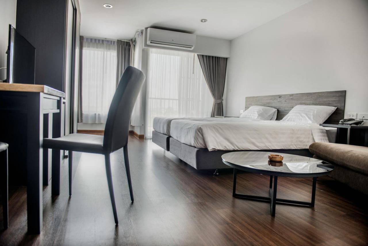 Winner Sriracha Serviced Apartment Si Racha Exterior foto