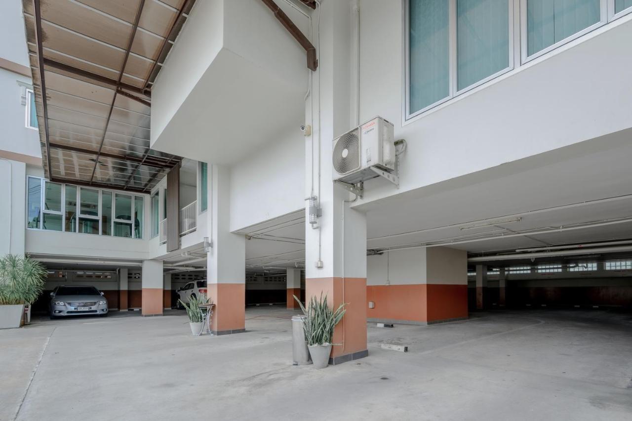 Winner Sriracha Serviced Apartment Si Racha Exterior foto